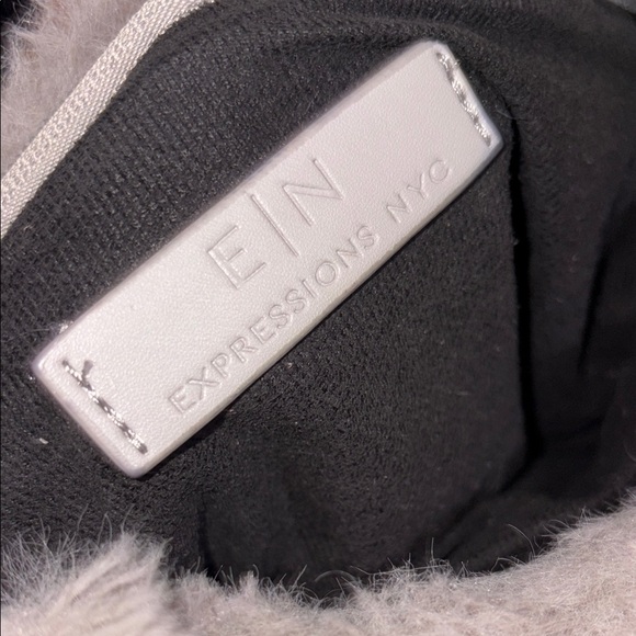 Elegant Gray Faux Fur Handbag - Picture 2 of 4